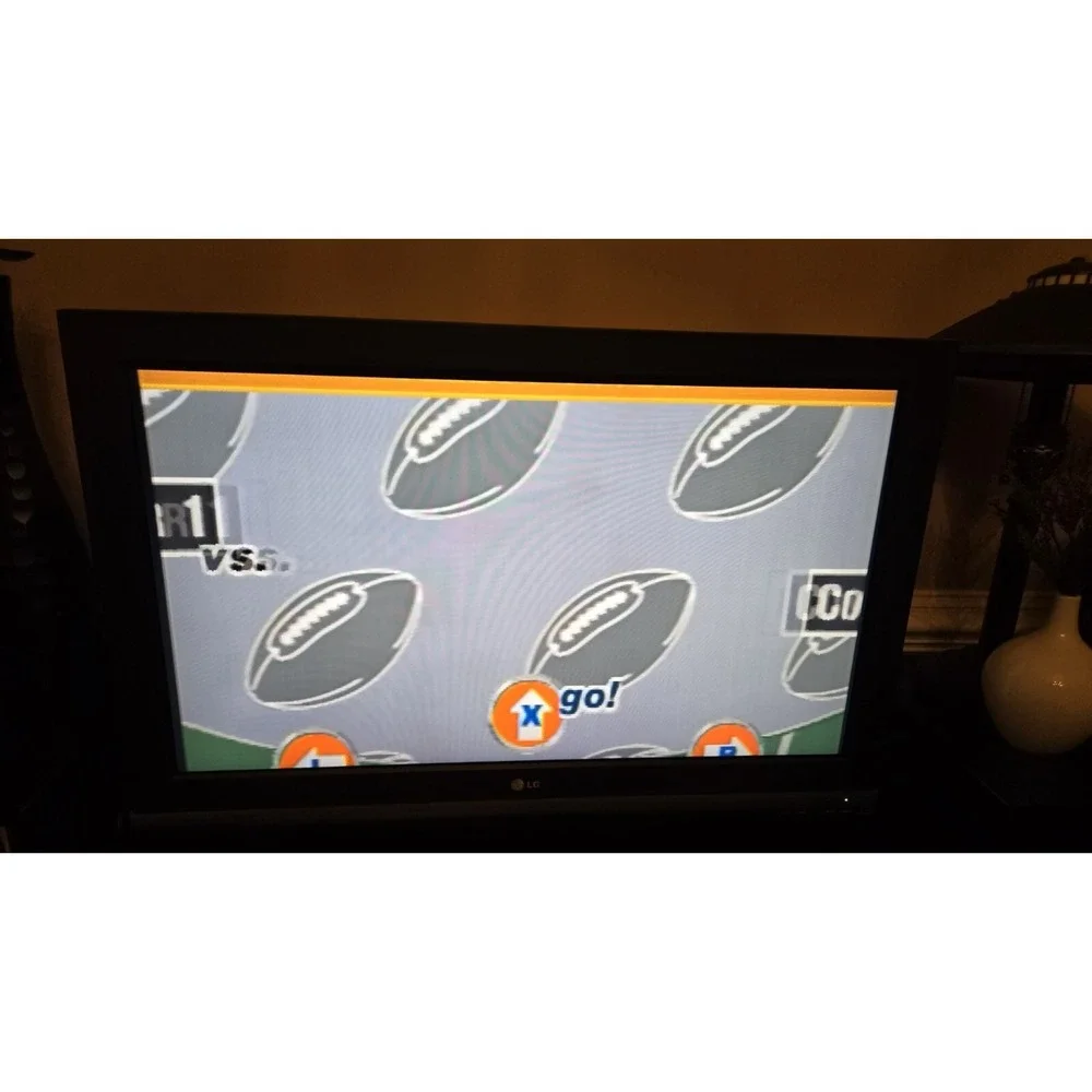 Radica Football‎ 2 Play TV Plug and Play Arcade Video Game 2006 Mattel